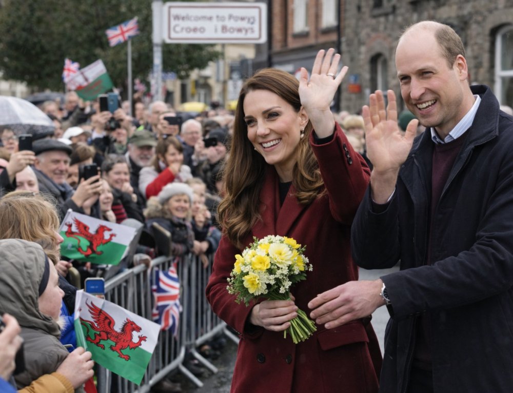 WALES, WALKABOUTS & WELLNESS | KATE & WILLIAM TURN ST DAVID’S DAY INTO A SOFT-FOCUS STABILITY TOUR